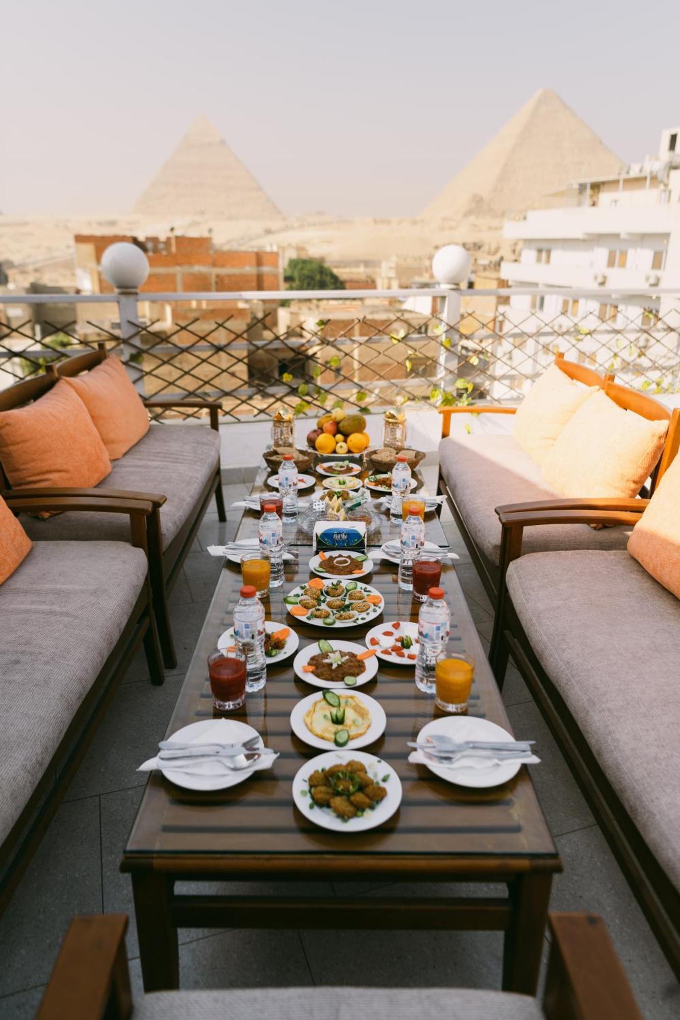 Jimmy Pyramids Hotel Kafret el-Gabal Kültér fotó