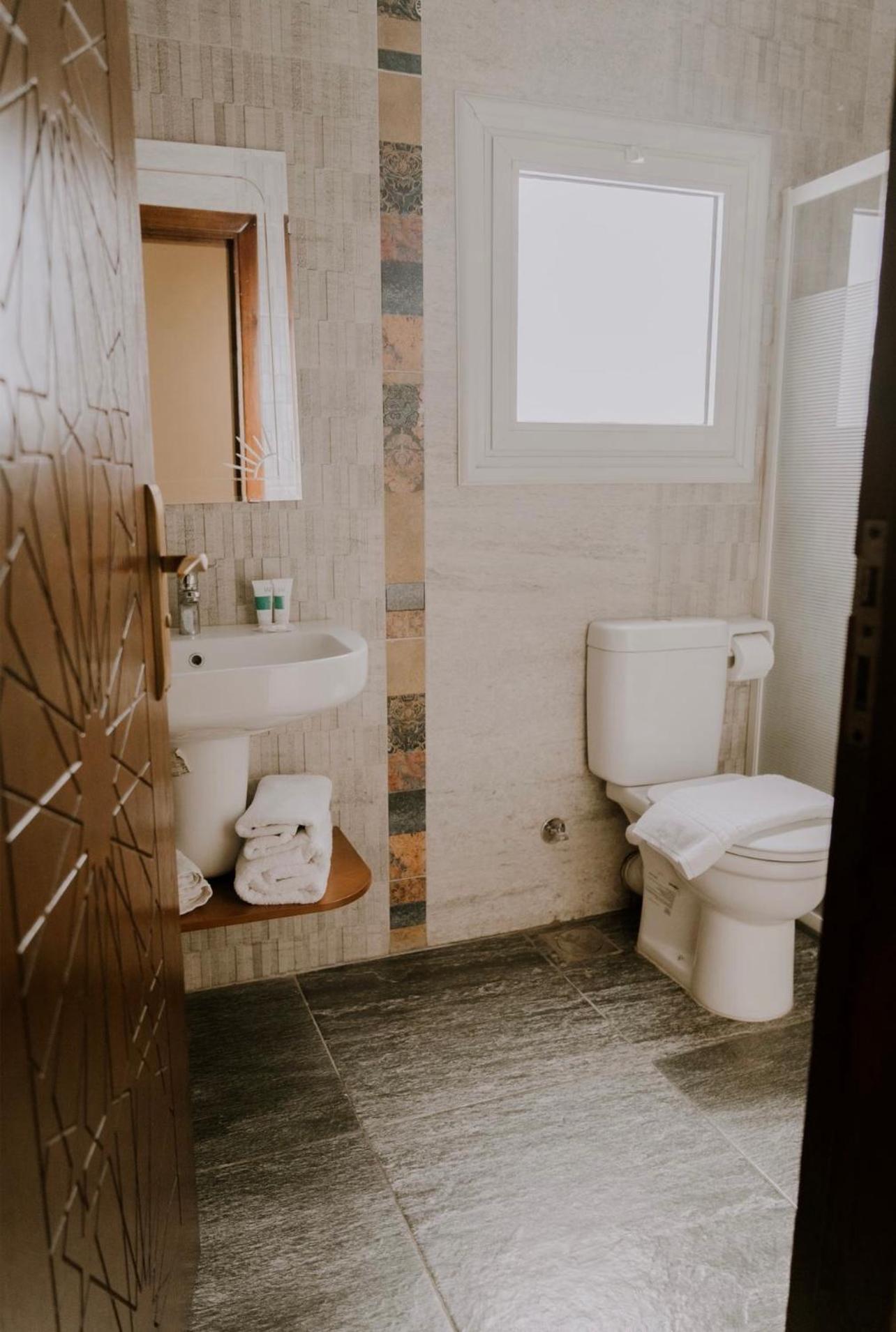 Jimmy Pyramids Hotel Kafret el-Gabal Kültér fotó